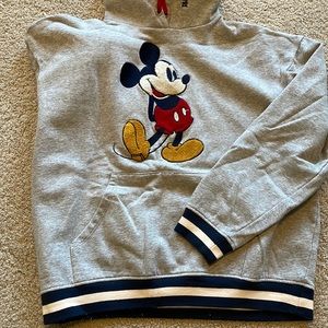 WDW Mickey sweatshirt. XL. Grey and navy